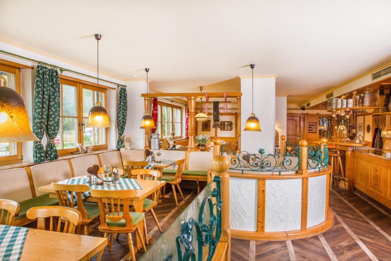 Traditions-Gasthaus Bayrischer Hof Leutkirch im Allgau Bagian luar foto