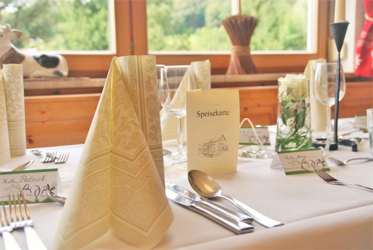Traditions-Gasthaus Bayrischer Hof Leutkirch im Allgau Bagian luar foto