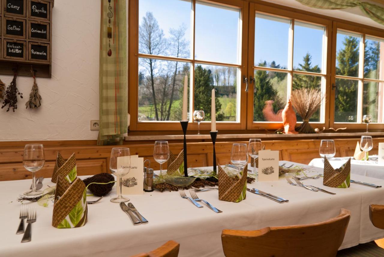 Traditions-Gasthaus Bayrischer Hof Leutkirch im Allgau Bagian luar foto